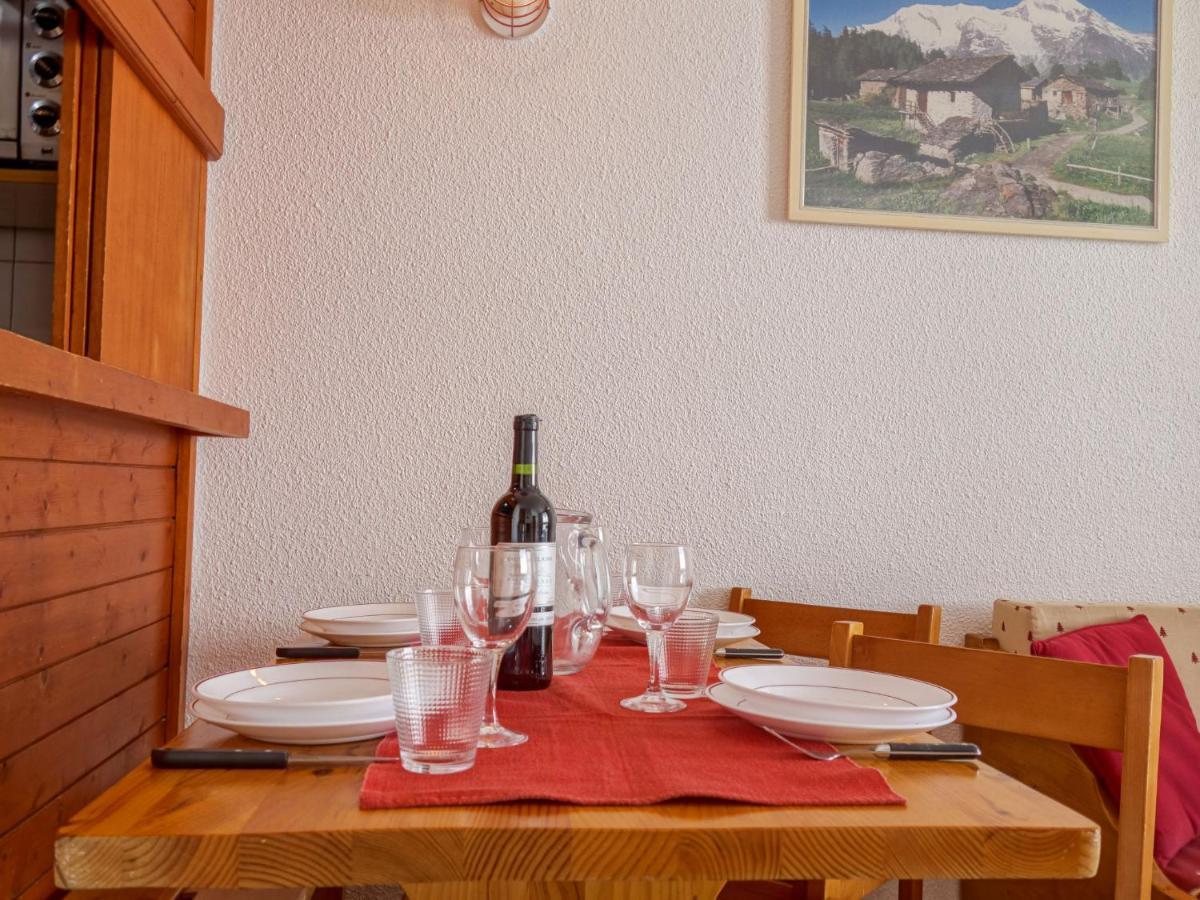 Apartment Rond Point Des Pistes - Val Claret-3 By Interhome Тинь Экстерьер фото